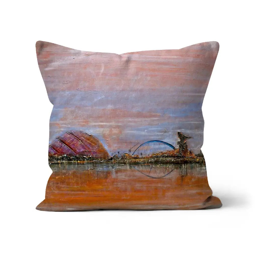 Glasgow Harbour Cushion