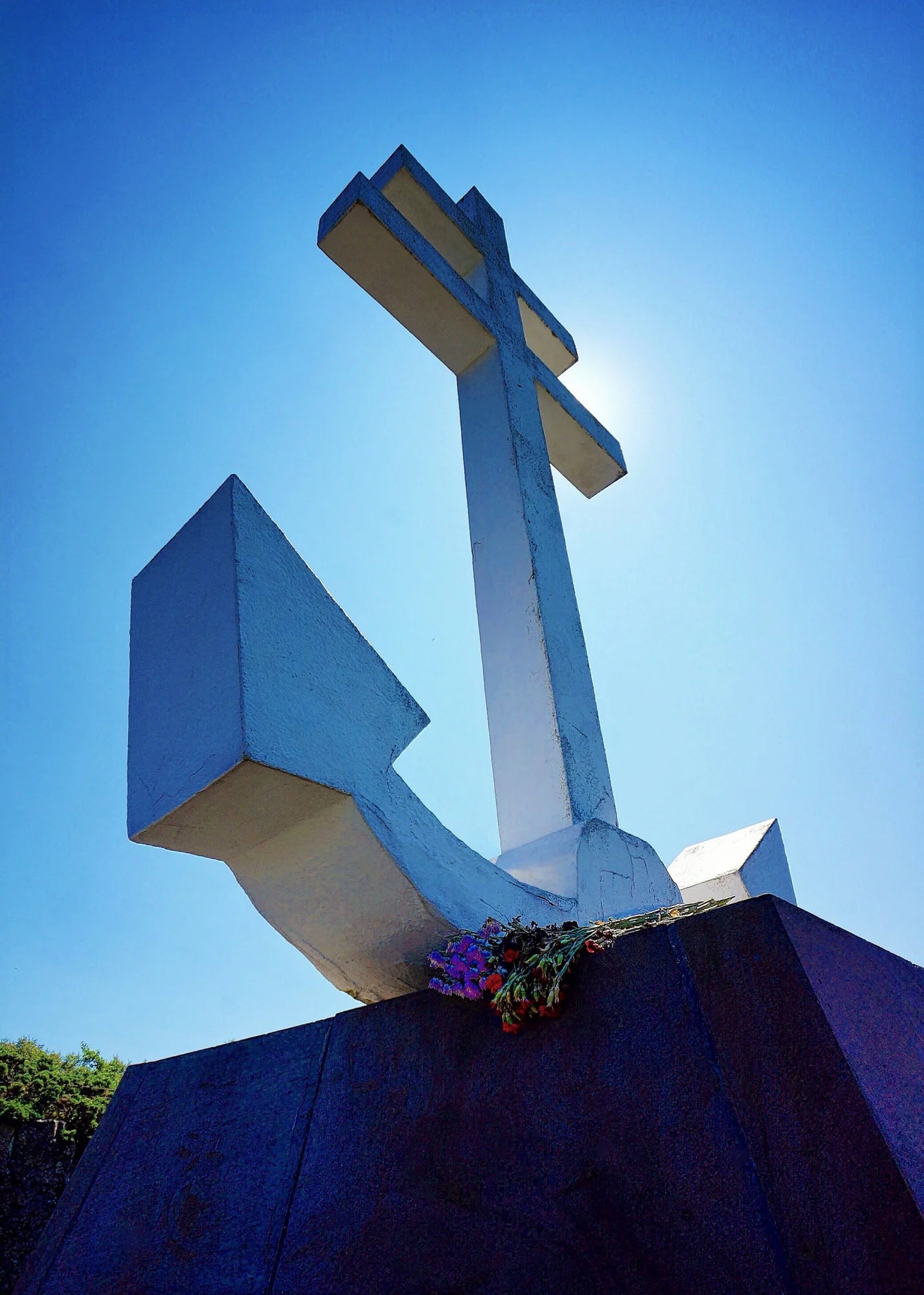 The Cross of Lorraine | Photography Prints from Scotland - River Clyde Art Gallery Worldwide Shipping White Anchor Cross-shaped Scottish