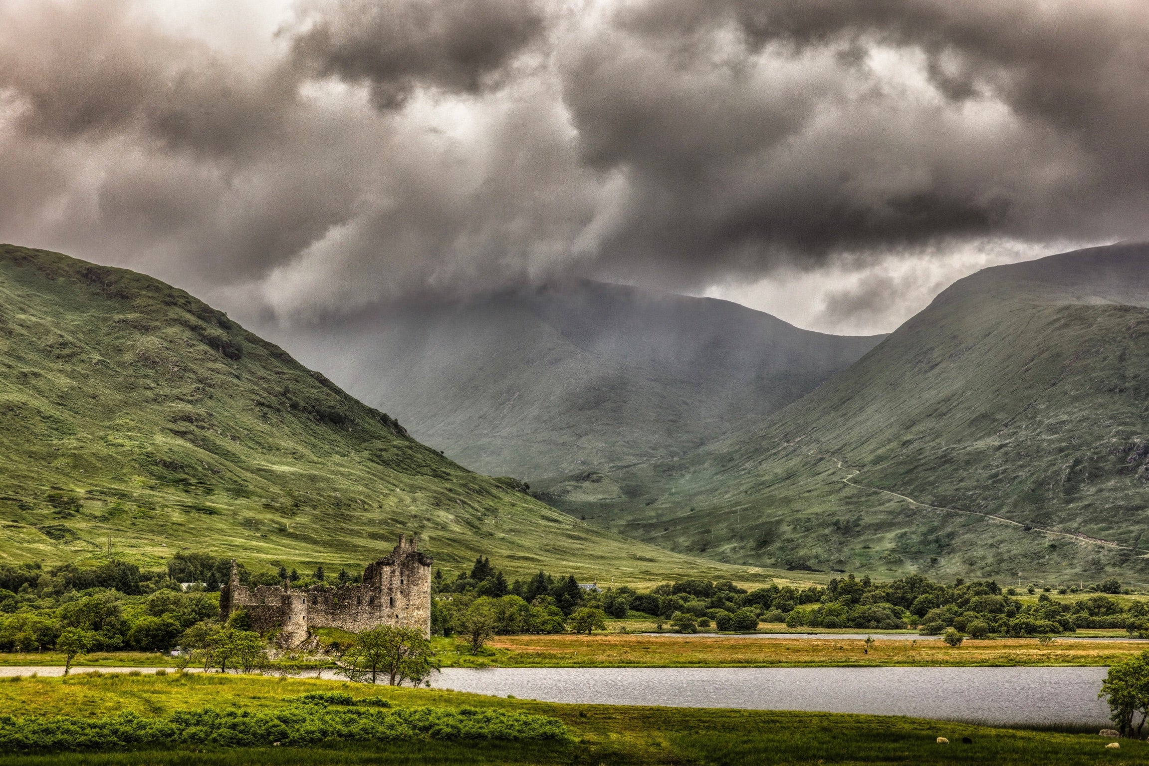 Kilchurn Castle & Loch Awe Photography Prints